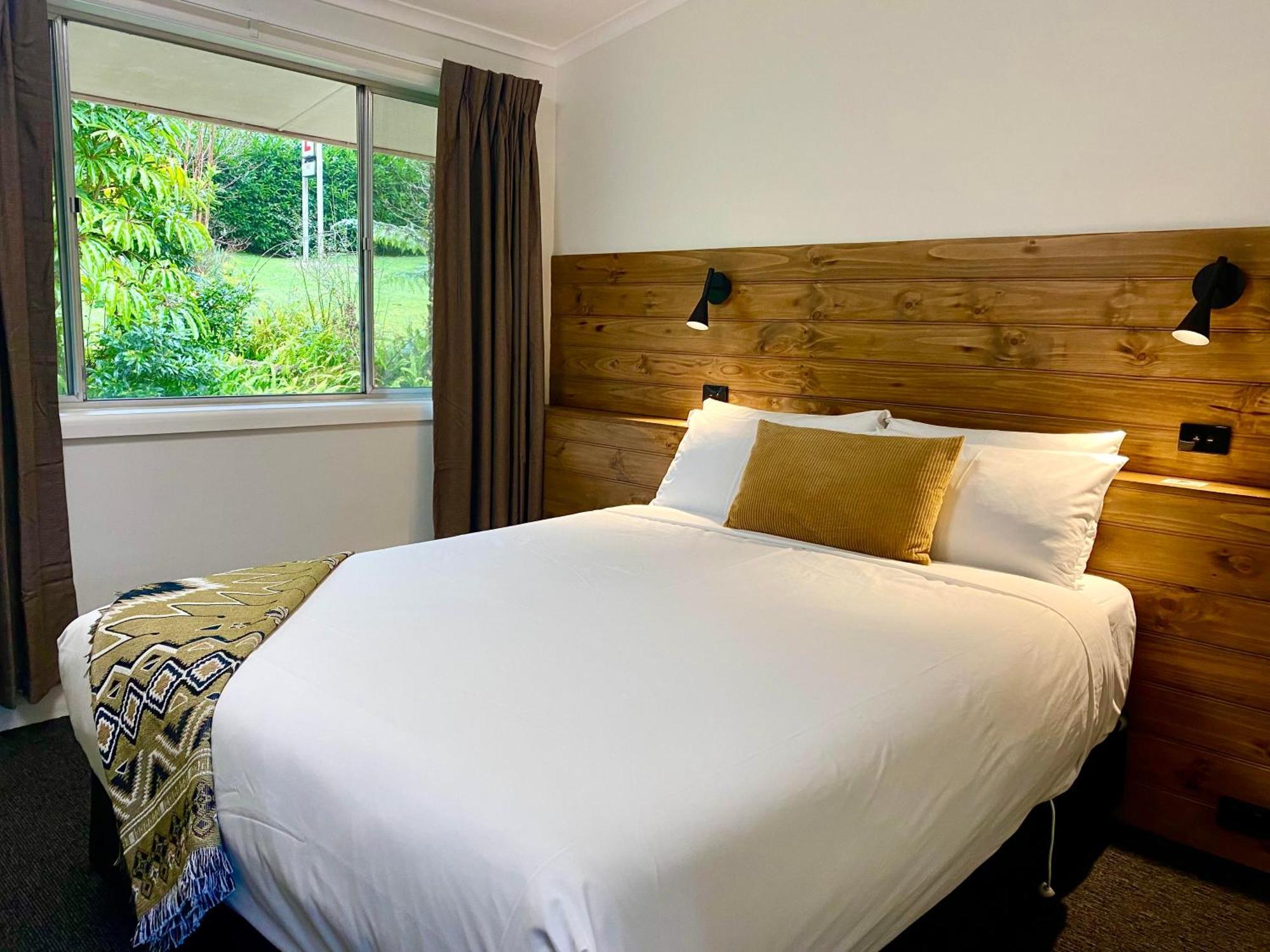 The Warby, Where Mid-Century Style Meets The Mountains Warburton Ruang foto